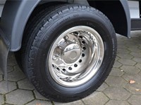 Satz Radkappen für Mercedes Sprinter und VW Crafter ab Bj. 2006 6 Loch/205LK Doppelluft.-2