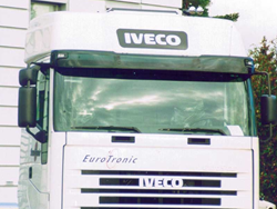 Acryl Zonneklep Iveco Eurostar medium en hoog dak