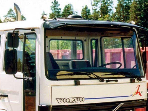 Acryl Zonneklep Volvo FL 4/6 tot 2006