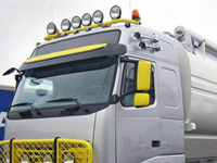 lampbracket Volvo FH3 Globetrottter XL (L2H3) with large roof spoiler