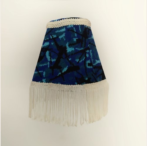 Armaturenbrettlampe runder blauer Plüsch mit weißen Zahnseiden