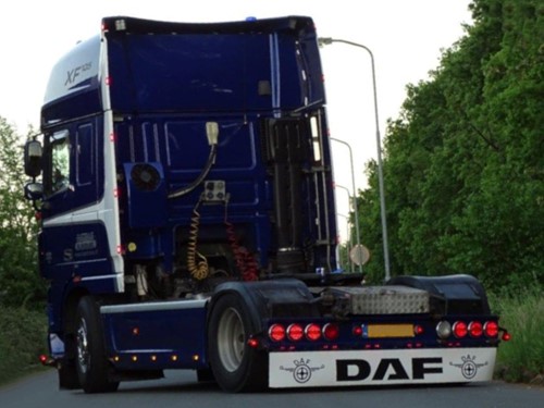 Dänische Stoßstange 8 Löcher inklusive LED-Lampen-2