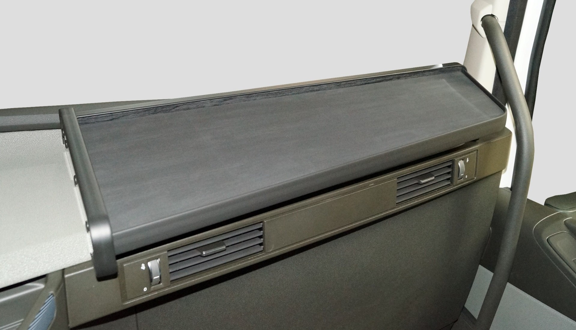 Dashboard passenger table Volvo FH type 5 titan