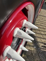 Kunststof wielmoerdoppen spike wit 33mm - 10 stuks-3