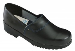 Strövels clogs with closed heel black