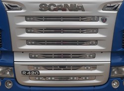 Stainless steel grill set Scania R1