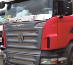 Edelstahl Steinfänger Scania