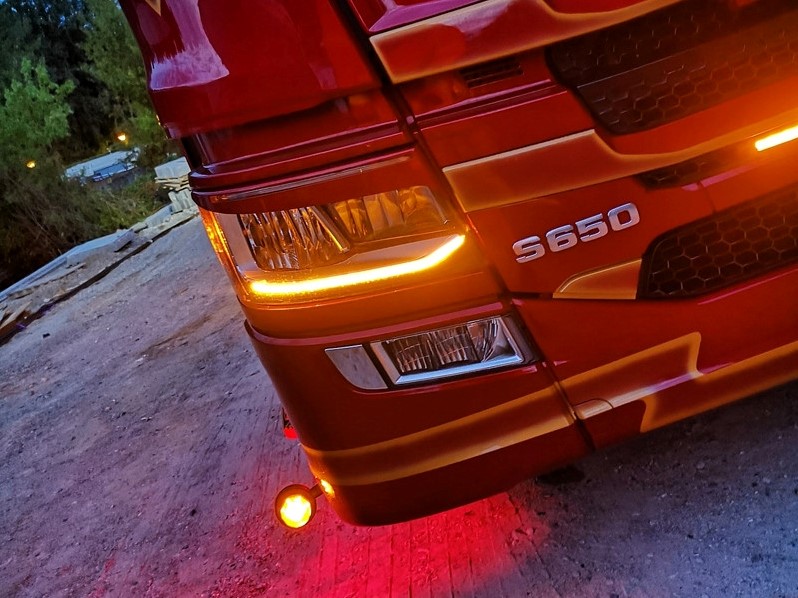 Scania Next Gen S & R of 2016 LED headlights DRL conversion kit