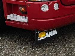 Set RVS Bevestigingssteunen voor Spatlappen Scania R